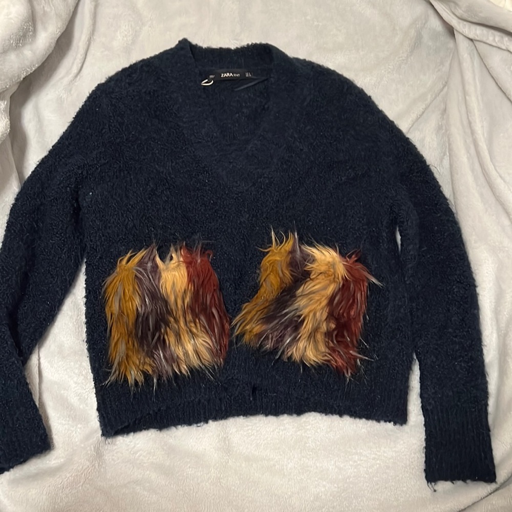 Zara Navy blue knit sweatshirt